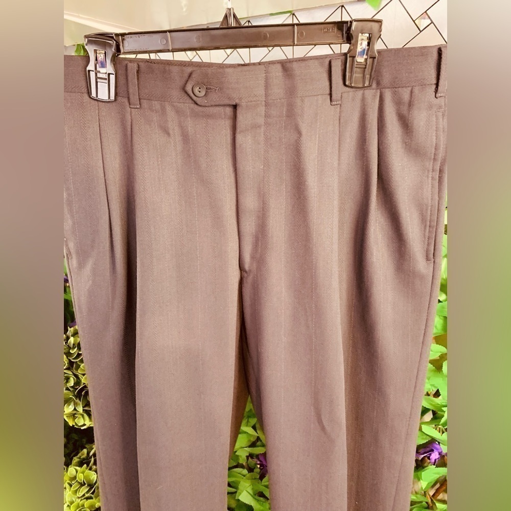 Pierre Cardin 2 Button Suit Jacket and Pants - Grey Pinstripe - Picture 11 of 17